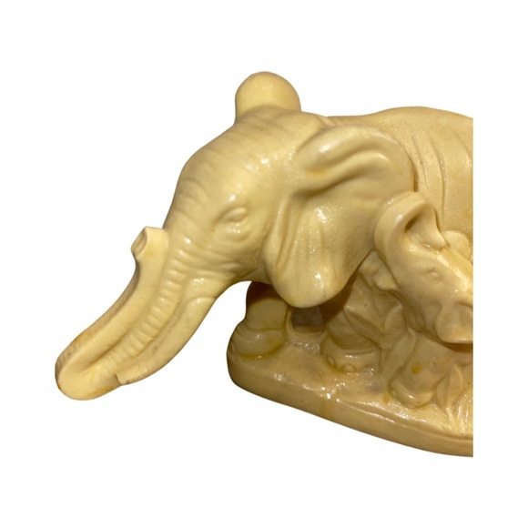 Vintage Hand Carved Elephants : MCM : Home Decor: Retro Art Sculpture - Picture 2 of 8